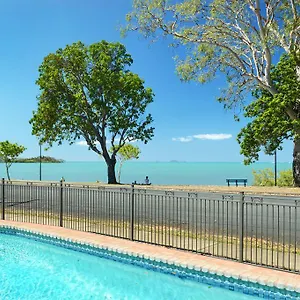 Whitsunday Waterfront Appart hôtel Airlie Beach